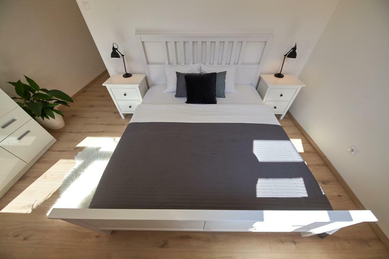 Le Monde Apartment Bratislava - Amazing 5Bdr In Downtown Exterior photo